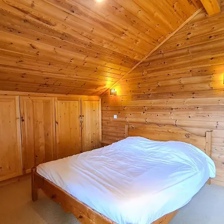 Spacieux A Avec Sauna, Cheminee Et Balcon - 6 Chambres, Proche Des Pistes - Fr-1-425-4 *
